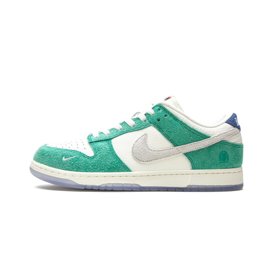 Dunk Low X KASINA "Road Sign"