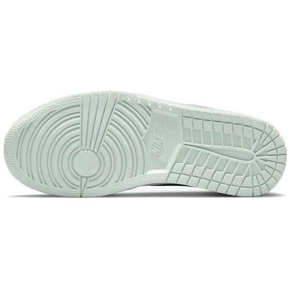 Air Jordan 1 Low "Barely Green"