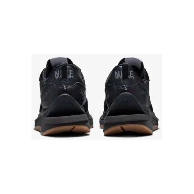 Nike Vaporwaffle Sacai " Black And Gum "