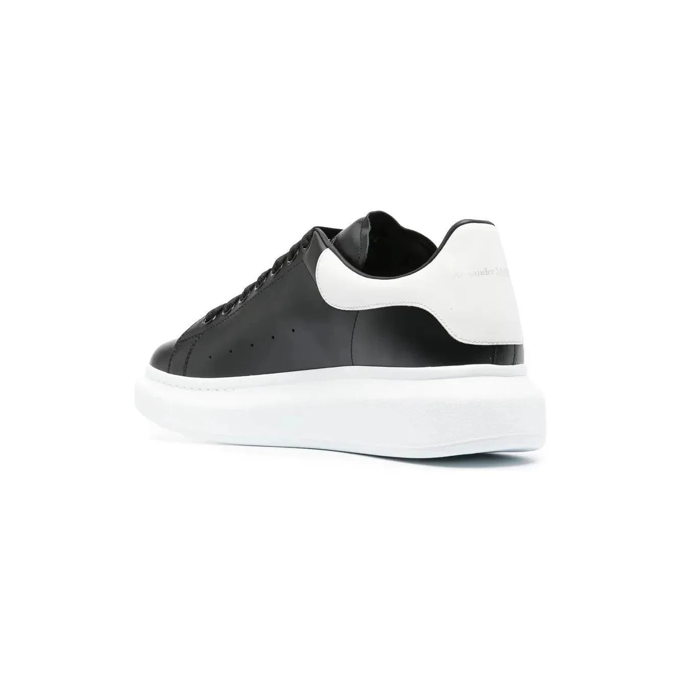 Alexander McQueen "Black/White"