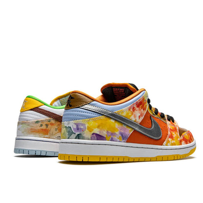 Dunk Low "Street Hawker"