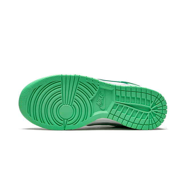 Dunk Low "Green Glow"