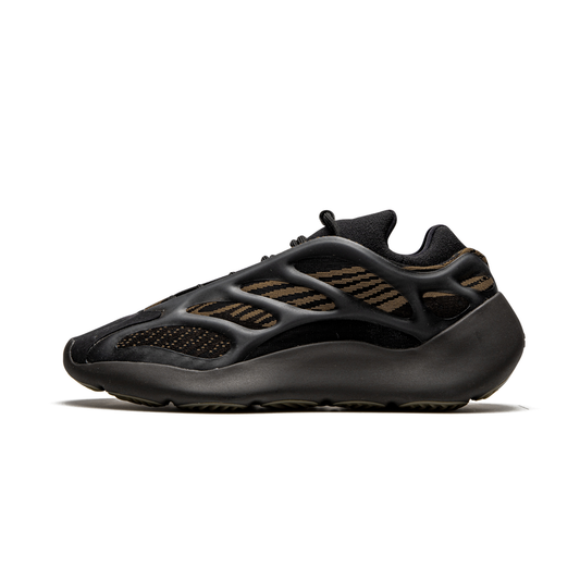 Yeezy Boost 700 V3 "Clay Brown"