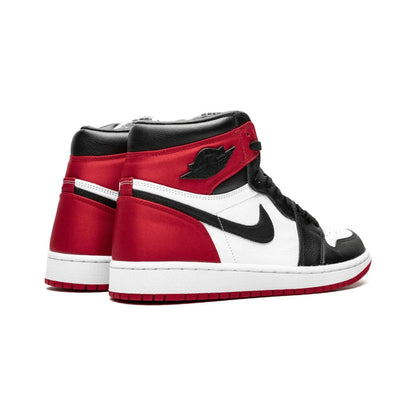 Air Jordan 1 High "Satin Black Toe"