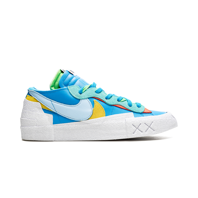 Blazer Low Sacai "Kaws Blue"