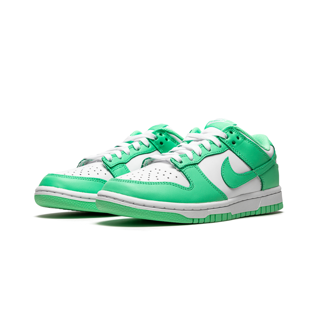 Dunk Low "Green Glow"