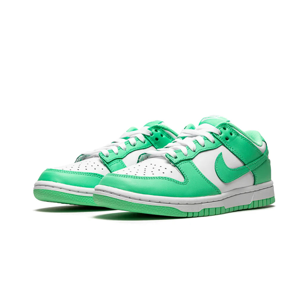 Dunk Low "Green Glow"