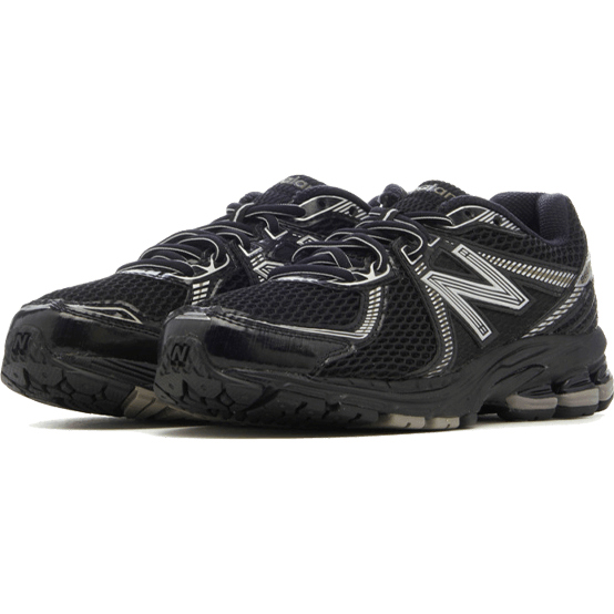 New Balance 860 "Black Silver"