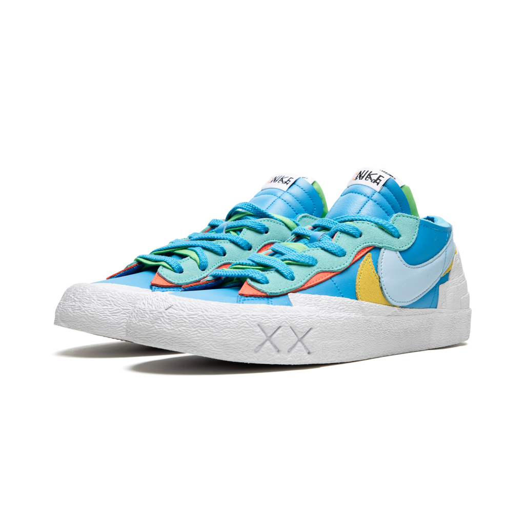 Blazer Low Sacai "Kaws Blue"